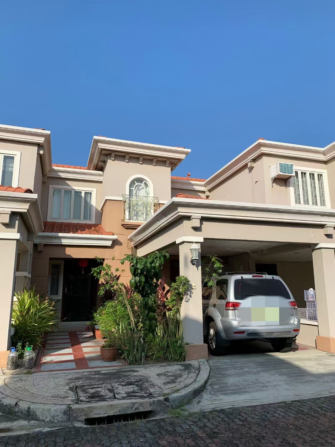 2BR 144SQM NUVALI TOWNHOUSE